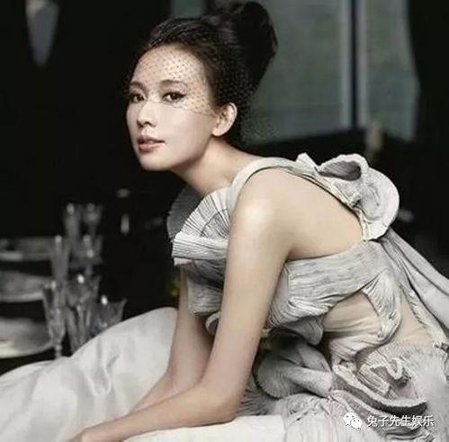 美女明星憋气,谁将笑到最后？